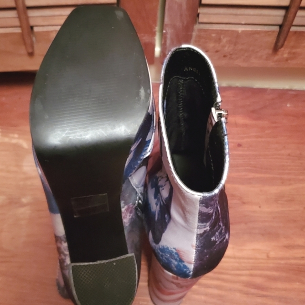 Platform boots- Wearable Art Sz. 7.5 - Picture 10 of 15
